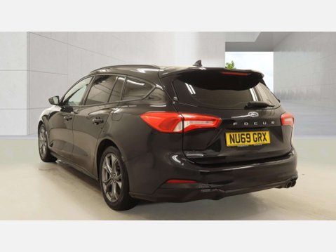 Ford Focus 1.0 Focus ST-Line 5dr 3