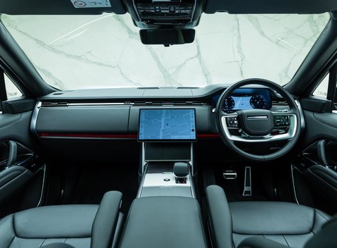 Land Rover Range Rover P530 AUTOBIOGRAPHY 23