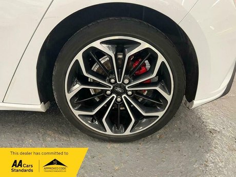Ford Focus 1.0T EcoBoost ST-Line X Euro 6 (s/s) 5dr 25