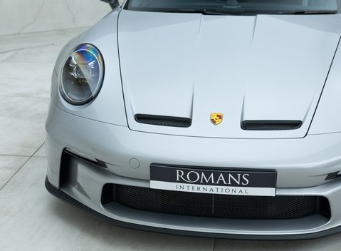 Porsche 911 GT3 Touring (992) 27