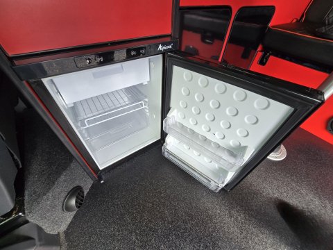 Volkswagen Campervan 23