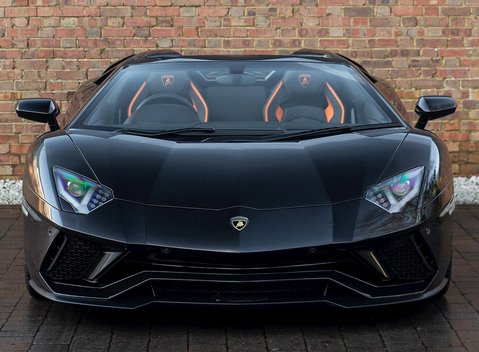 Lamborghini Aventador S LP740-4 Roadster 4