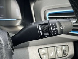 Hyundai IONIQ 1.6 IONIQ Premium SE FHEV Semi-Auto 5dr 69