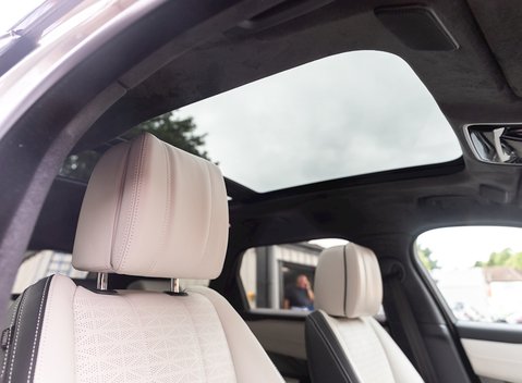 Land Rover Range Rover Velar D300 HSE First Edition 14