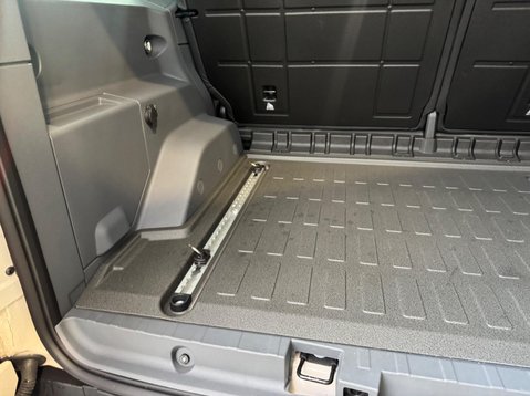 Ineos Grenadier 1924 11