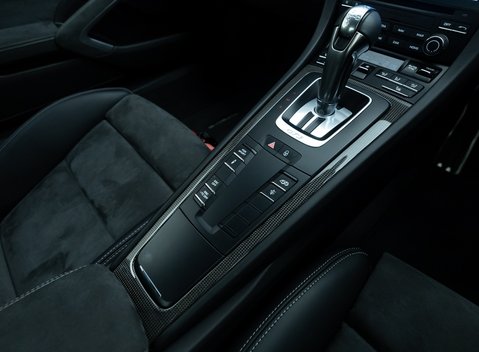 Porsche 911 GT3 (991.2) 20