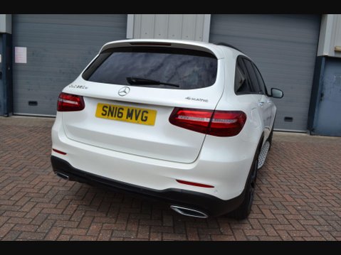 Mercedes-Benz GLC 2.1 GLC250d AMG Line (Premium Plus) G-Tronic 4MATIC Euro 6 (s/s) 5dr 31