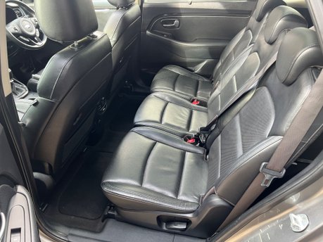 Kia Carens 3 SAT NAV ECODYNAMICS CRDI 11