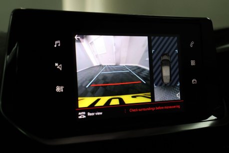 Peugeot 208 PURETECH GT LINE S/S 37