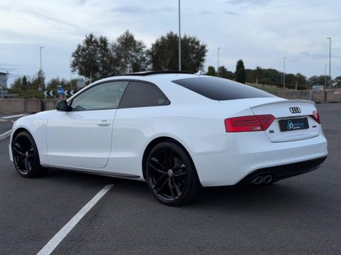 Audi A5 2.0 TDI Black Edition Plus Coupe 2dr Diesel Manual Euro 5 (s/s) (177 ps) 6