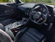 Audi R8 5.2 R8 Spyder Quattro V10 Semi-Auto 4WD 2dr 10