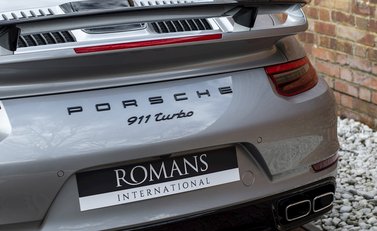 Porsche 911 Turbo Cabriolet (991.2) 25