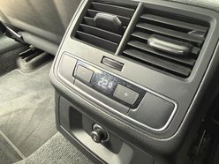 Audi A4 2.0 TFSI 40 Black Edition Estate 5dr Petrol S Tronic Euro 6 (s/s) (204 ps) 31