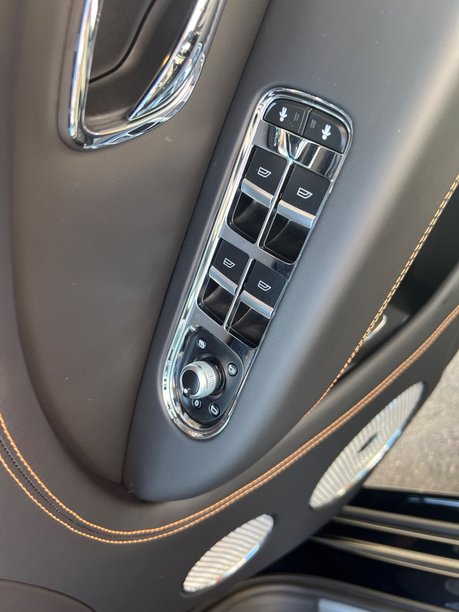 Bentley Bentayga 4.0 V8 S SUV 5dr Petrol Auto 4WD Euro 6 (s/s) (550 ps) 33