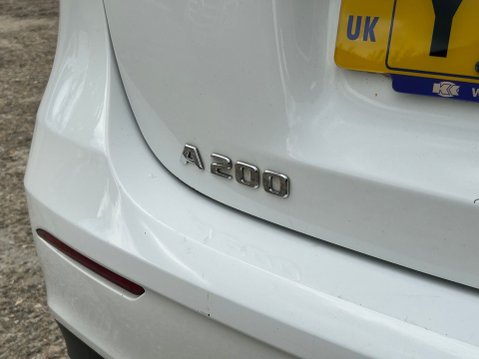 Mercedes-Benz A Class A 200 AMG LINE 13
