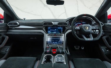Lamborghini Urus PERFORMANTE 22