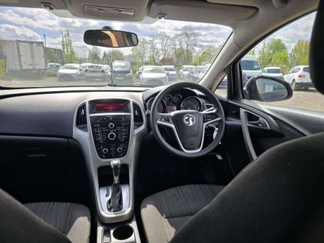 Vauxhall Astra 1.6 16v Exclusiv Hatchback 5dr Petrol Auto Euro 5 (115 ps) 19