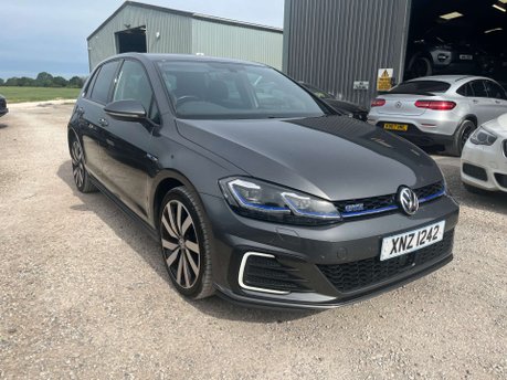 Volkswagen Golf 1.4 Golf GTE Advance Semi-Auto 5dr 1