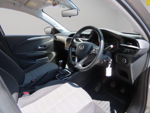 Vauxhall Corsa 1.2 SE Euro 6 5dr 9