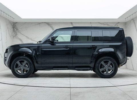 Land Rover Defender 110 D250 X-DYNAMIC HSE 5