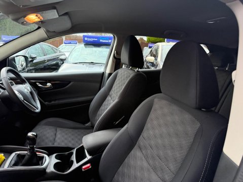 Nissan Qashqai 1.5 dCi N-Connecta 2WD Euro 6 (s/s) 5dr 37