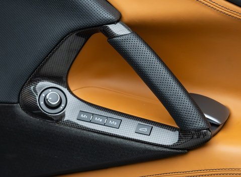 Ferrari 812 Superfast 28