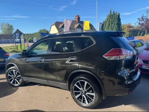 Nissan X-Trail 1.6 dCi Tekna Euro 5 (s/s) 5dr 4