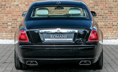 Rolls-Royce Ghost Series II 5