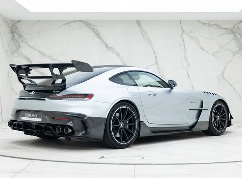 Mercedes-Benz Amg GT GT Black Series 7