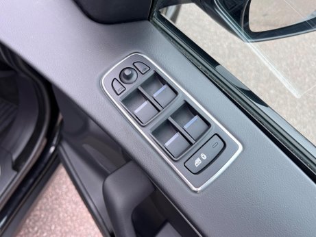 Jaguar F-Pace 2.0 D180 R-Sport Auto AWD Euro 6 (s/s) 5dr 45