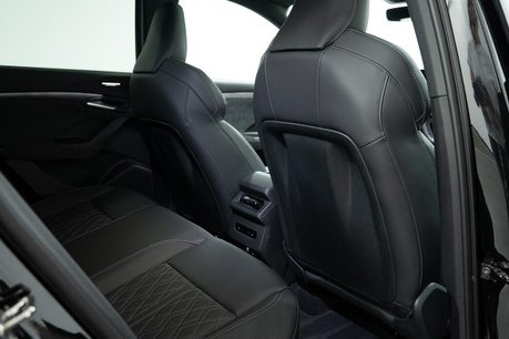 Audi E-Tron 100kWh S Edition 1 SUV 5dr Electric Auto quattro (490 ps) 19