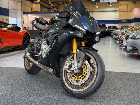 Yamaha R1M 1000 Super Sports Petrol Manual (200 ps) 9