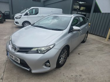 Toyota Auris ICON D-4D ESTATE 3