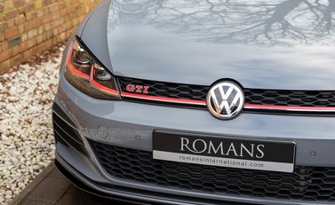 Volkswagen Golf GTI TCR 22