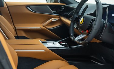 Ferrari Purosangue 14