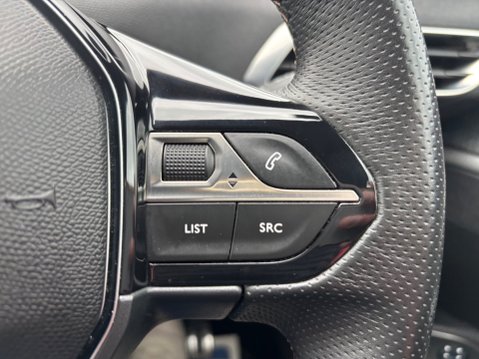 Peugeot 3008 PURETECH S/S GT LINE 24