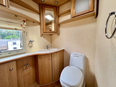 Coachman Pastiche 460 25