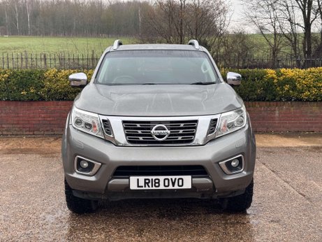 Nissan Navara 2.3 Navara Tekna dCi 4WD 5dr 2