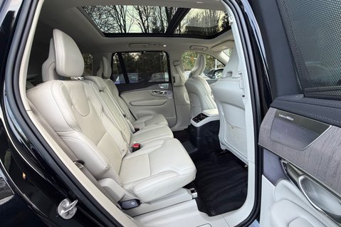 Volvo XC90 RECHARGE T8 ULTIMATE AWD - BLOND LEATHER - VAT QUALIFYING 31
