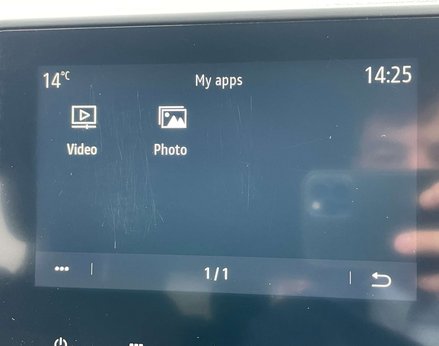 Renault Clio 1.0 Clio Iconic Bose TCe 5dr 37