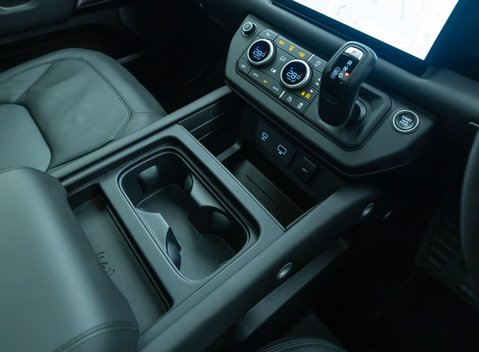 Land Rover Defender 110 V8 Carpathian Edition 20