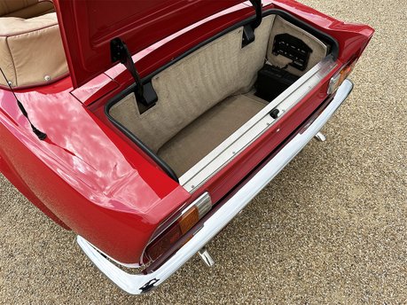 Aston Martin V8 VOLANTE 83