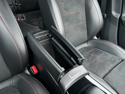 Mercedes-Benz A Class A 200 D AMG LINE PREMIUM 28