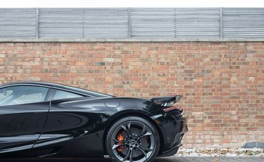 McLaren 720S 26