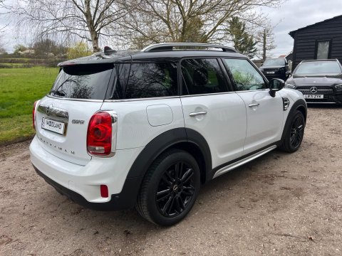 Mini Countryman COOPER EXCLUSIVE 22