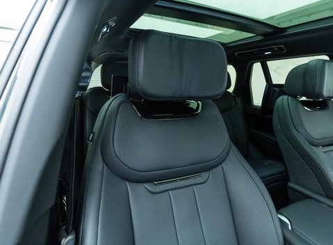 Land Rover Range Rover P530 SV 14