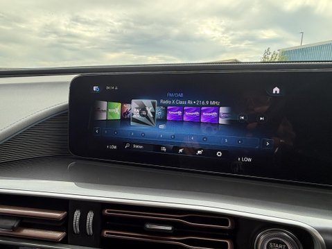 Mercedes-Benz EQC EQC 400 80kWh AMG Line SUV 5dr Electric Auto 4MATIC (408 ps) 44