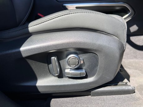 Jaguar F-Pace 2.0 D200 MHEV R-Dynamic HSE Black Auto AWD Euro 6 (s/s) 5dr 96