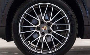 Porsche Cayenne V6 TIPTRONIC 20