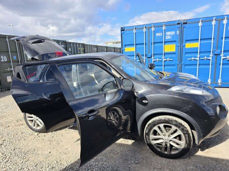 Nissan Juke 1.6 Acenta Premium SUV 5dr Petrol CVT Euro 5 (117 ps) 7